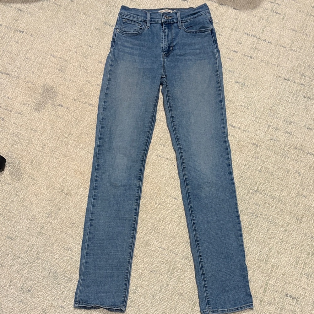 Levi’s High Rise Straight Jeans